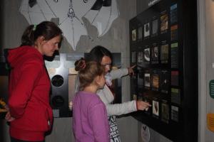 V interaktivní expozici v Domě přírody se návštěvníci dozvědí spoustu zajímavostí o netopýrech