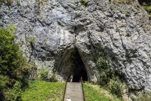 Vchod do Kateřinské jeskyně